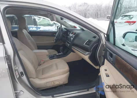 2017 Subaru Outback 2.5I Limited z USA, uszkodzony, nr VIN 4S4BSANC5H3291113